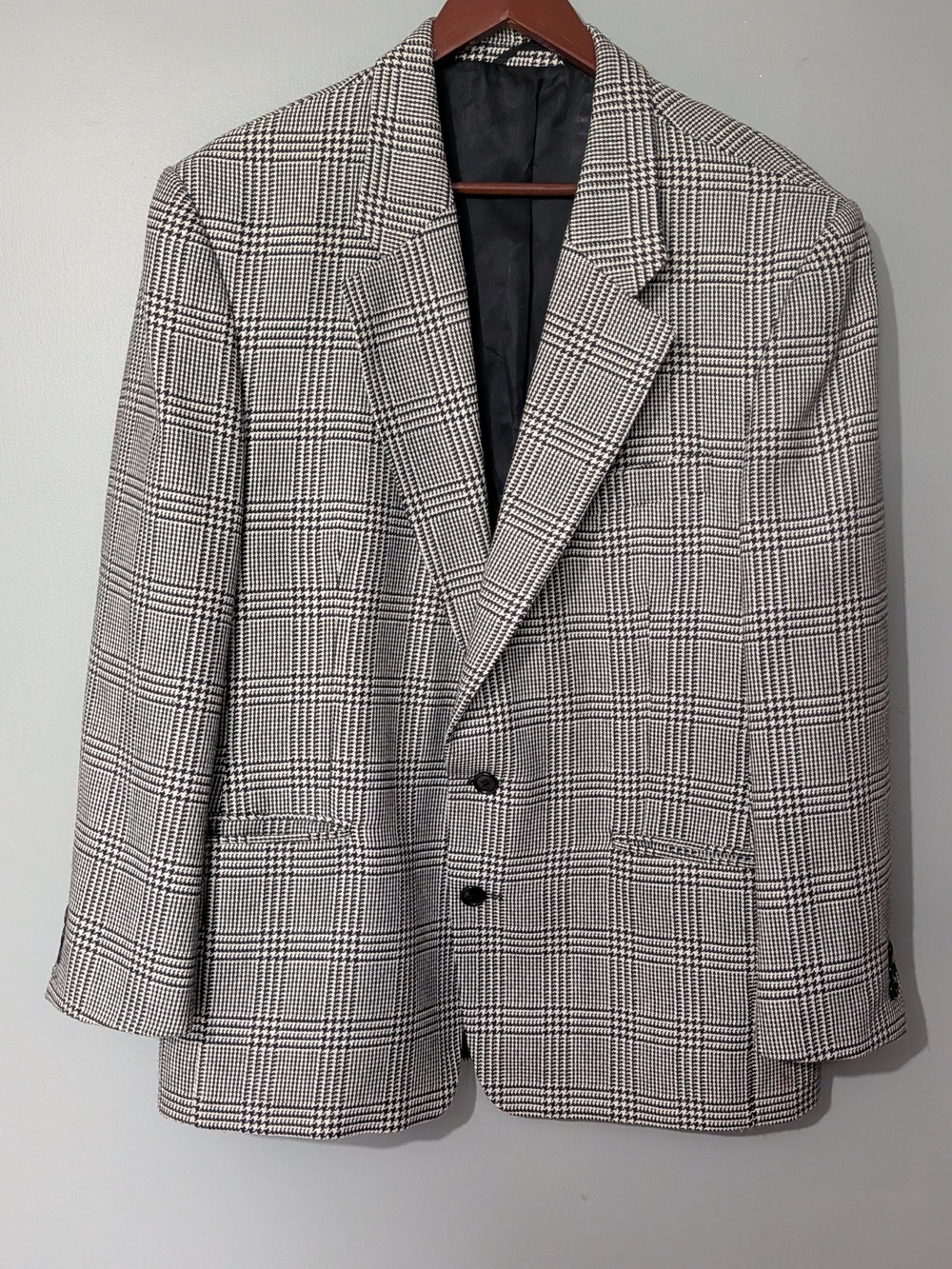 Cricketer Vintage Men's Wool Blend Glen Plaid Black & White Two Button Blazer